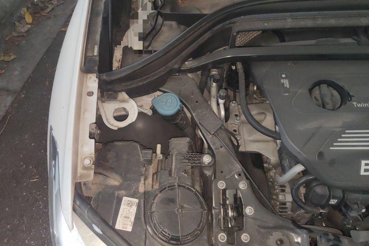 Used BMW X1 2016 sDrive18Li Fashion Model Engine Bay Right