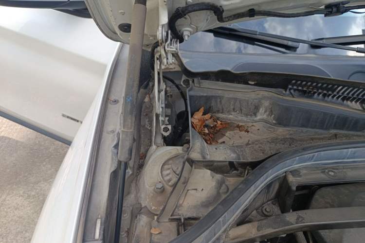 Used BMW X1 2016 sDrive18Li Fashion Model Engine Bay Right