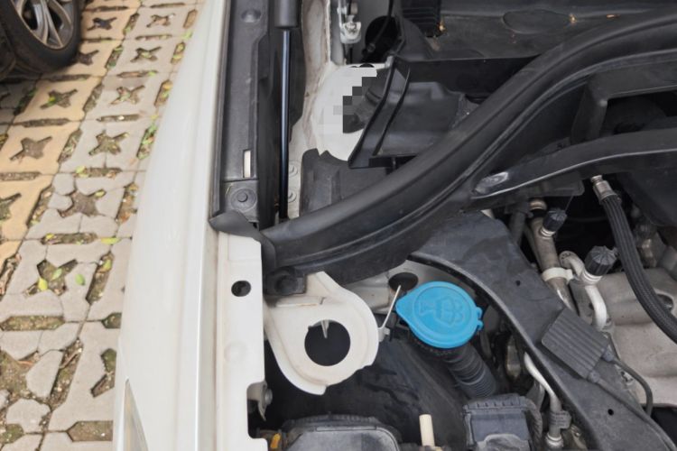 Used BMW X1 2016 sDrive18Li Fashion Model Engine Bay Right