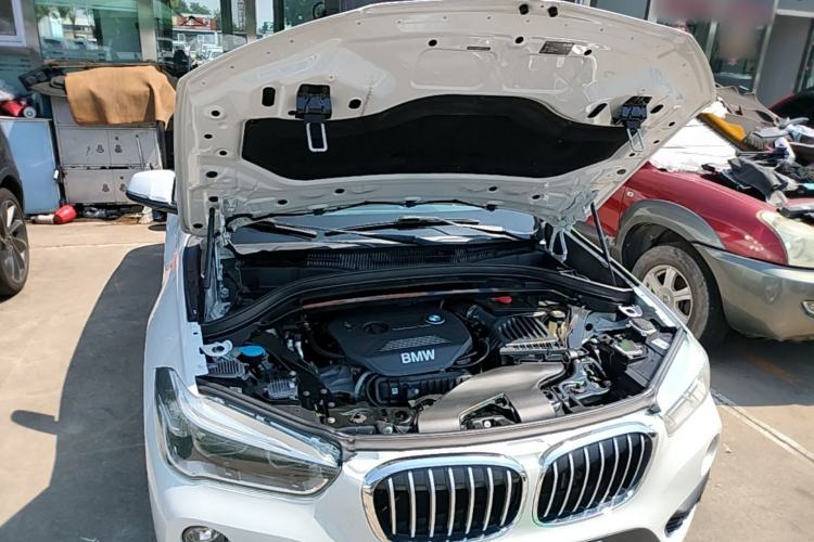 Used BMW X1 2016 sDrive18Li Premium Edition Engine Bay