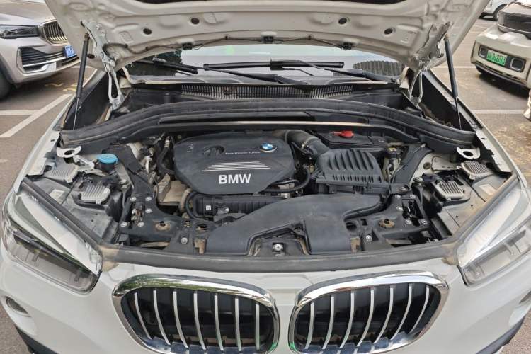 Used BMW X1 2016 sDrive18Li Premium Edition Engine Bay