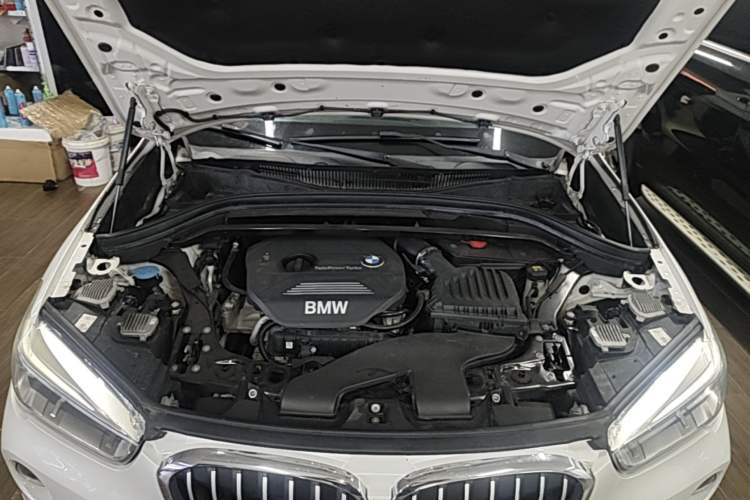 Used BMW X1 2016 sDrive18Li Luxury Model Engine Bay