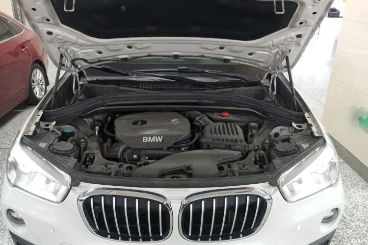Used BMW X1 2016 sDrive18Li Fashion Model Engine Bay