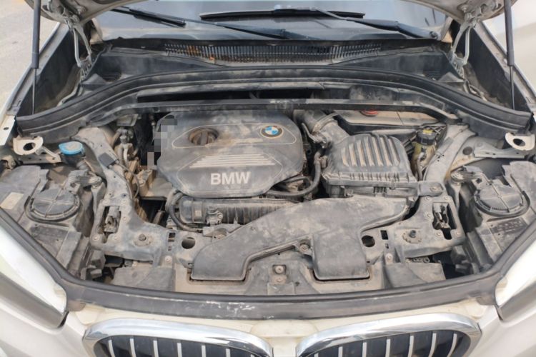 Used BMW X1 2016 sDrive18Li Fashion Model Engine Bay