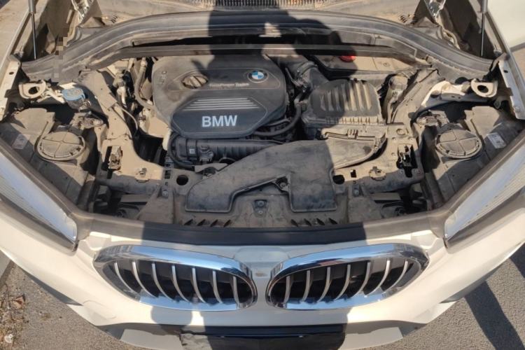 Used BMW X1 2016 sDrive18Li Fashion Model Engine Bay