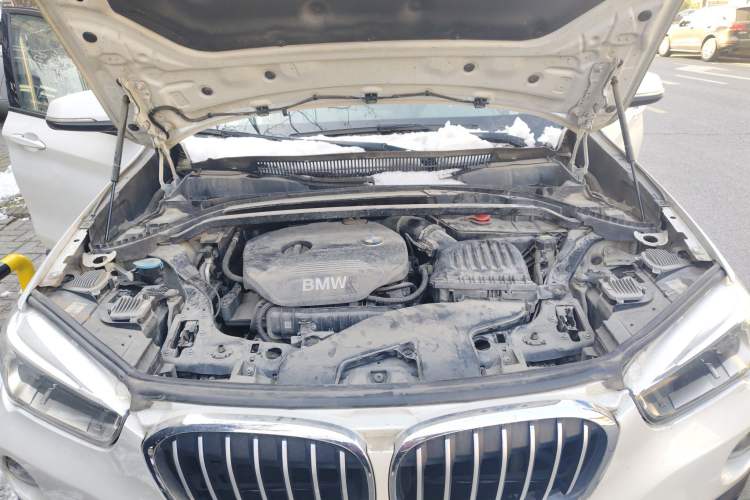 Used BMW X1 2016 sDrive18Li Premium Edition Engine Bay