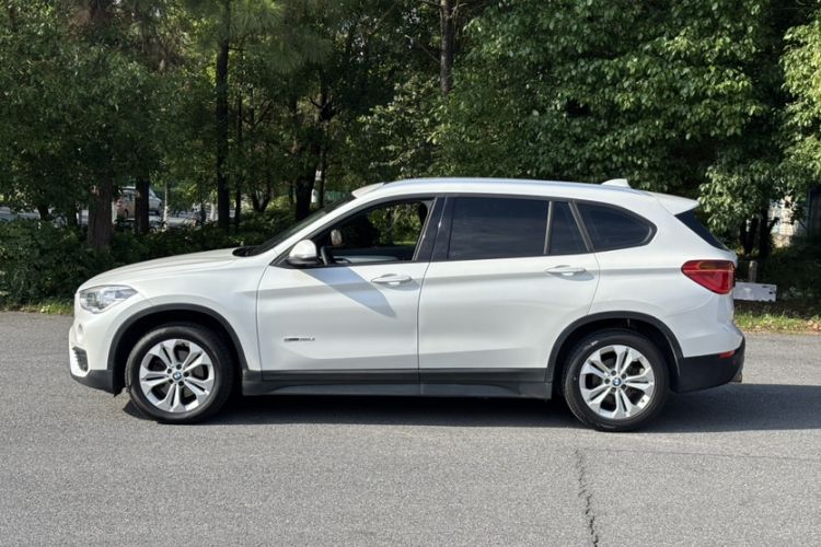 Used BMW X1 2016 sDrive18Li Premium Edition Exterior 2