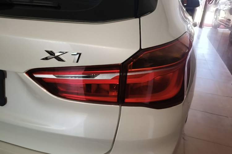 Used BMW X1 2016 xDrive20Li Luxury Model Exterior 3