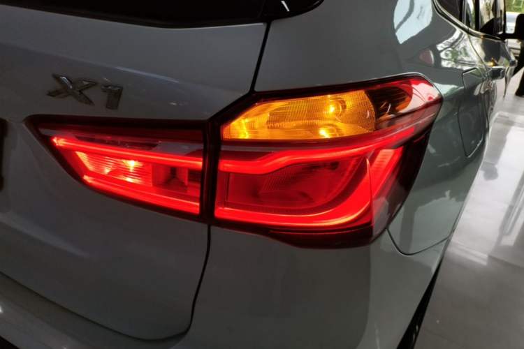 Used BMW X1 2016 sDrive20Li Luxury Model Exterior 3