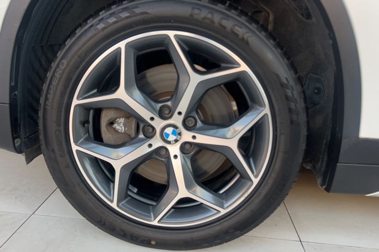 Used BMW X1 2016 sDrive20Li Luxury Model Exterior 3
