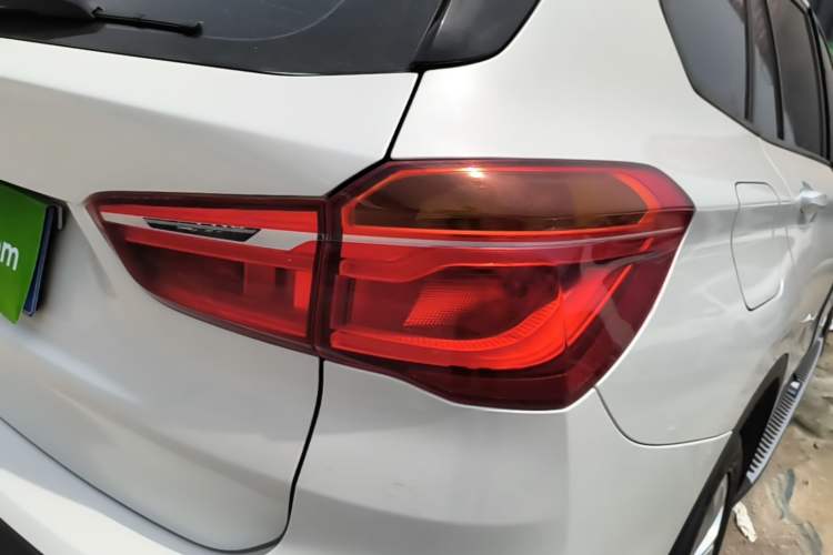Used BMW X1 2016 sDrive18Li Premium Edition Exterior 3