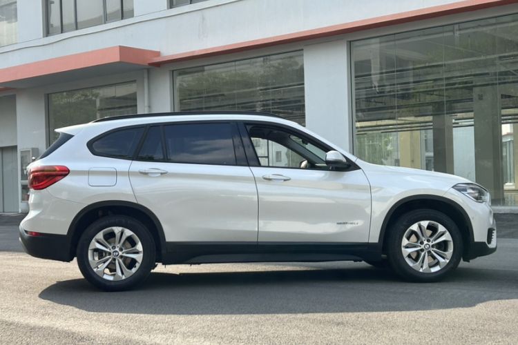 Used BMW X1 2016 sDrive18Li Premium Edition Exterior 3