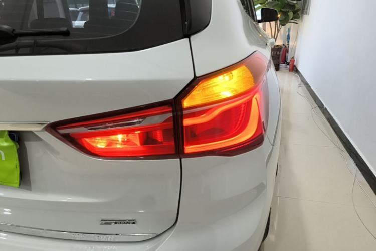 Used BMW X1 2016 sDrive18Li Fashion Model Exterior 3