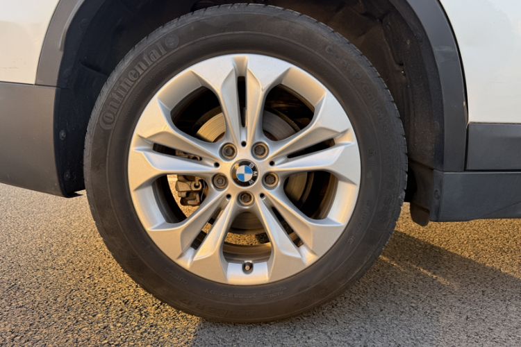 Used BMW X1 2016 sDrive18Li Premium Edition Exterior 4