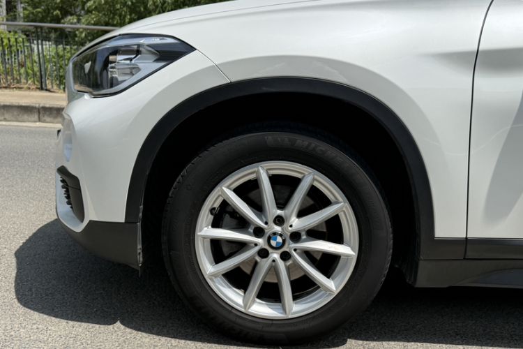 Used BMW X1 2016 sDrive18Li Fashion Model Exterior 4