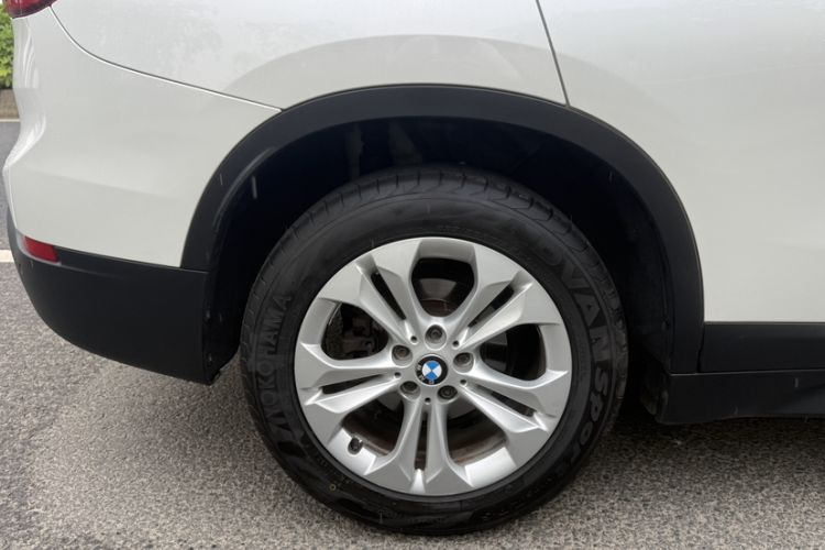 Used BMW X1 2016 sDrive18Li Premium Edition Exterior 4