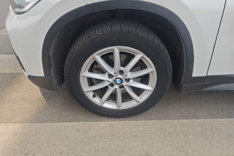 Used BMW X1 2016 sDrive18Li Fashion Model Exterior 4