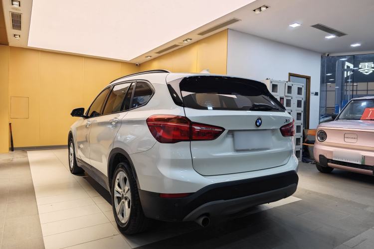 Used BMW X1 2016 sDrive18Li Premium Edition Exterior 4