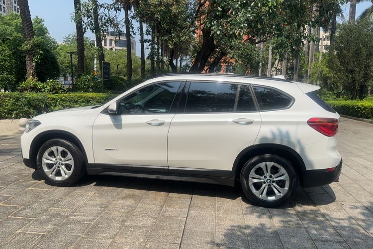 Used BMW X1 2016 sDrive18Li Premium Edition Exterior 4