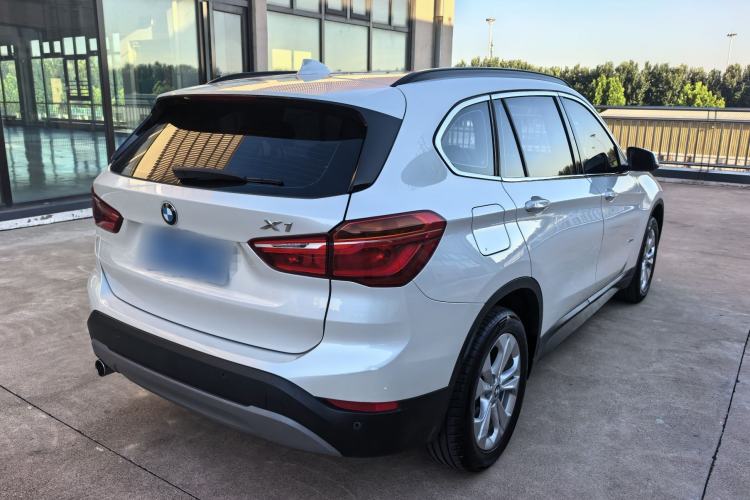 Used BMW X1 2016 sDrive18Li Premium Edition Exterior 4