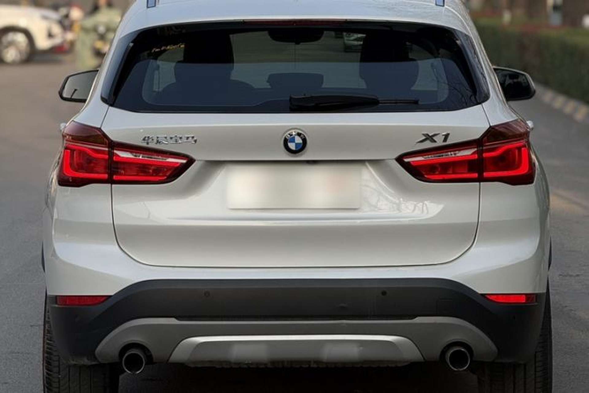 Used BMW X1 2016 sDrive20Li Luxury Model Exterior 4