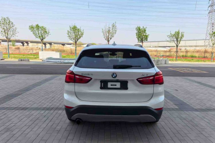 Used BMW X1 2016 sDrive18Li Premium Edition Exterior 4