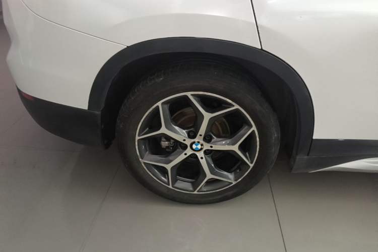 Used BMW X1 2016 sDrive18Li Luxury Model Exterior 5