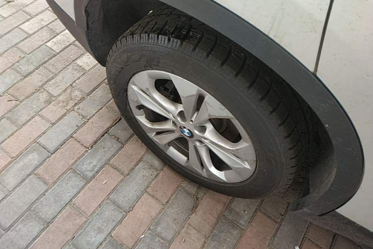 Used BMW X1 2016 sDrive18Li Premium Edition Exterior 5