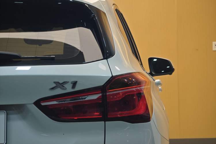Used BMW X1 2016 sDrive18Li Premium Edition Exterior 5
