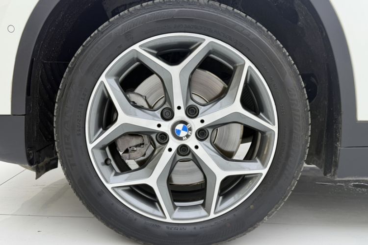 Used BMW X1 2016 sDrive20Li Luxury Model Exterior 6