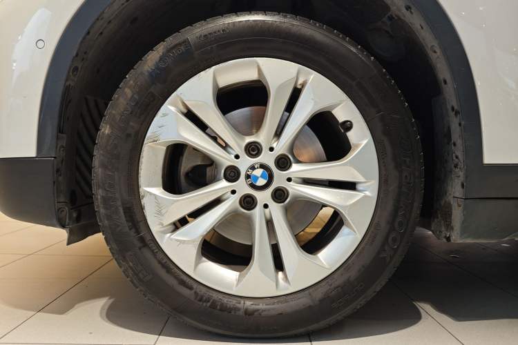 Used BMW X1 2016 sDrive18Li Premium Edition Exterior 6