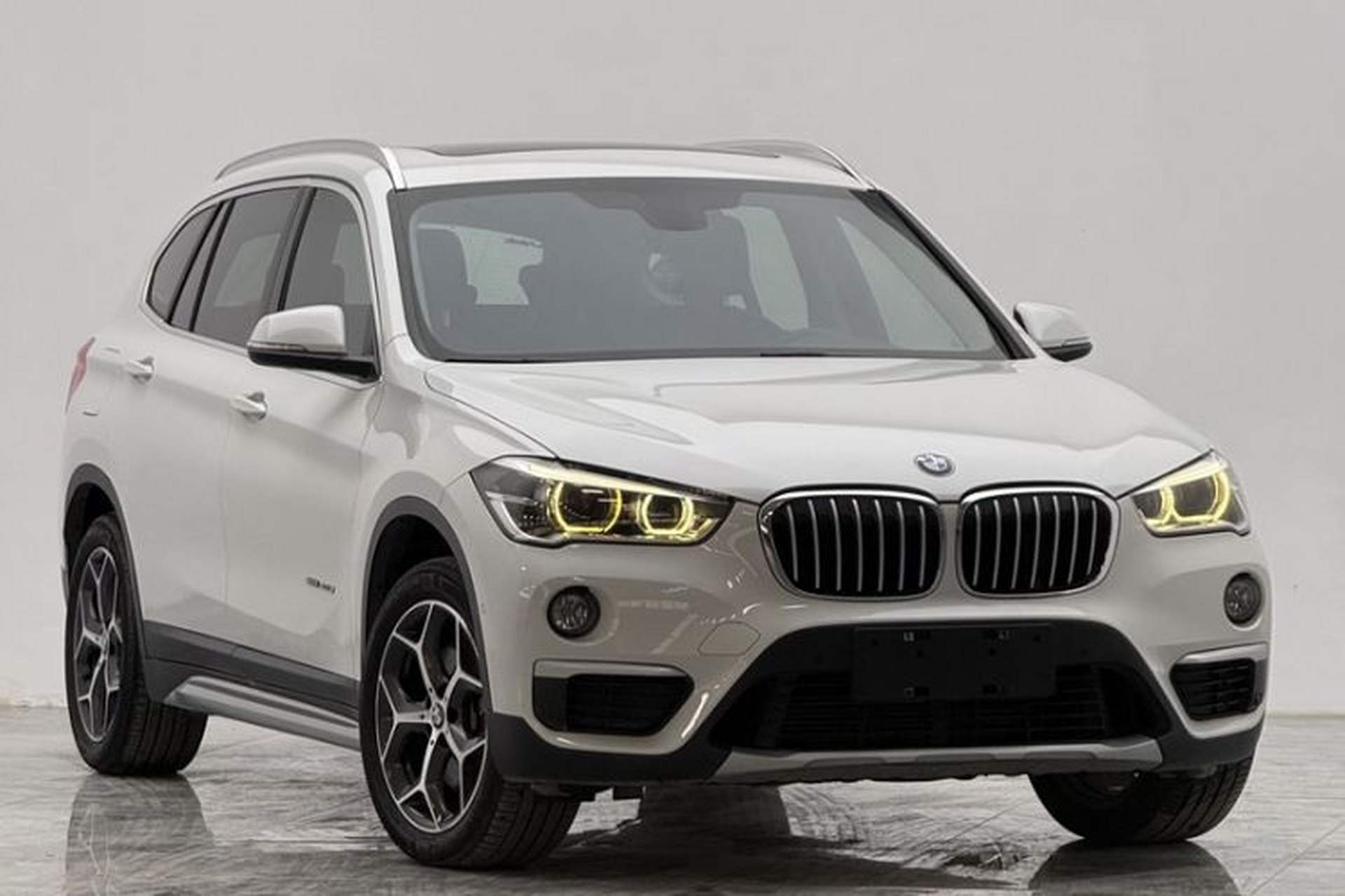 Used BMW X1 2016 sDrive20Li Luxury Model Exterior 6