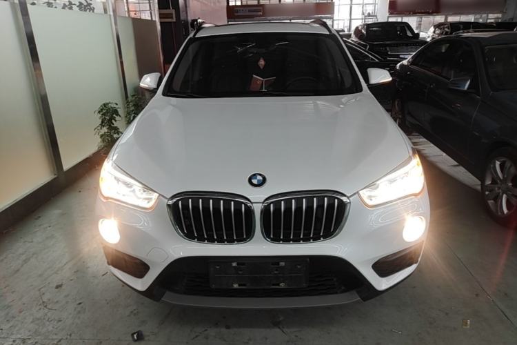 Used BMW X1 2016 sDrive18Li Premium Edition Front