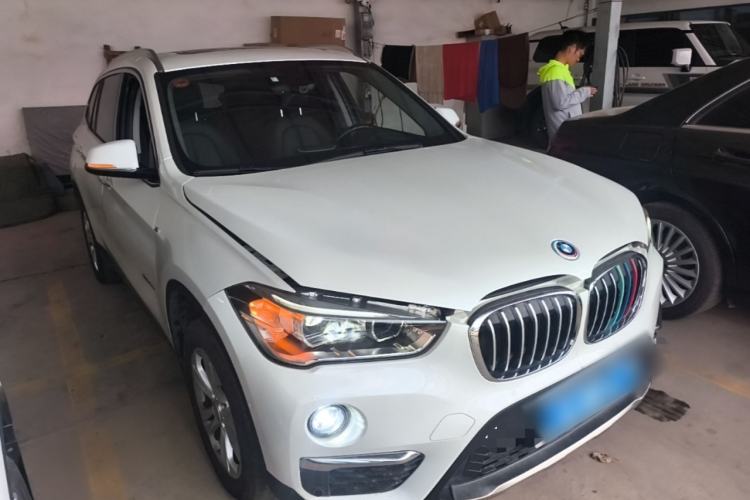Used BMW X1 2016 sDrive18Li Premium Edition Front Right 45 Deg