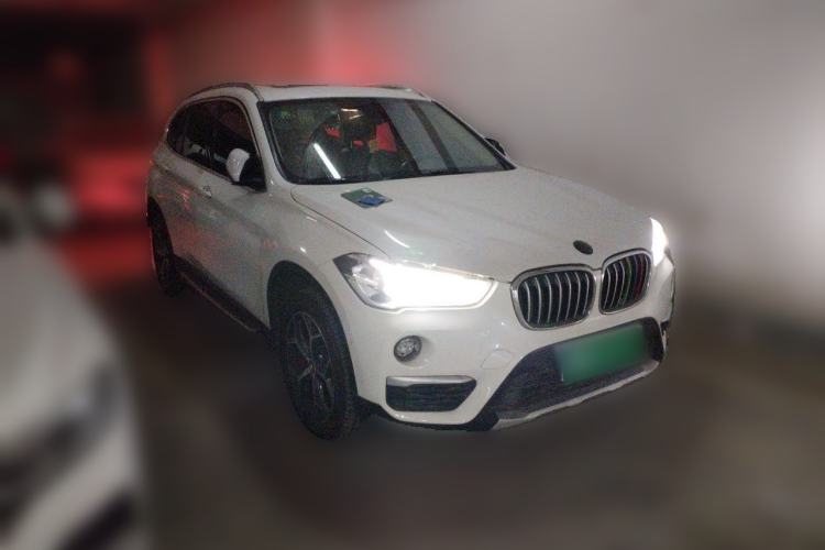 Used BMW X1 2016 xDrive20Li Luxury Model Front Right 45 Deg