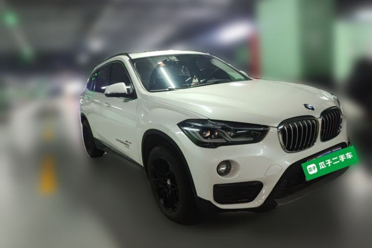 Used BMW X1 2016 sDrive18Li Fashion Model Front Right 45 Deg