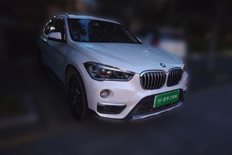 Used BMW X1 2016 sDrive20Li Luxury Model Front Right 45 Deg