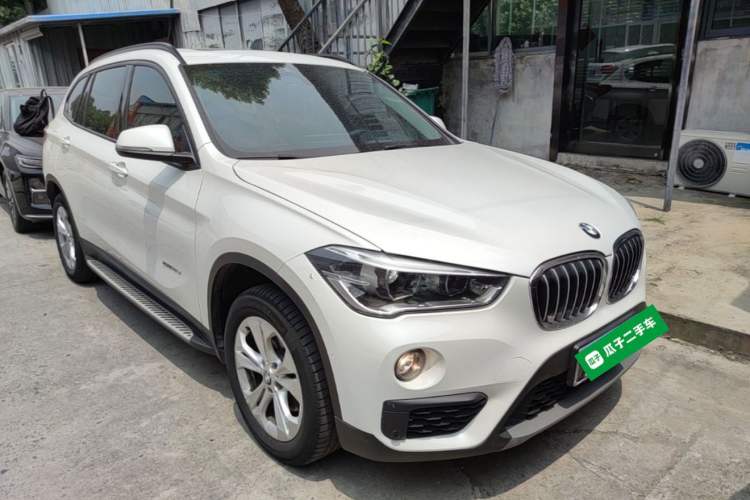 Used BMW X1 2016 sDrive18Li Premium Edition Front Right 45 Deg