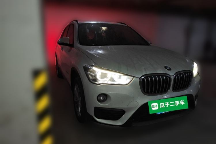 Used BMW X1 2016 sDrive18Li Premium Edition Front Right 45 Deg