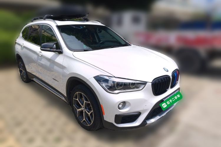 Used BMW X1 2016 sDrive20Li Luxury Model Front Right 45 Deg