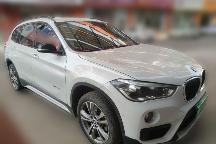 Used BMW X1 2016 sDrive20Li Luxury Model Front Right 45 Deg