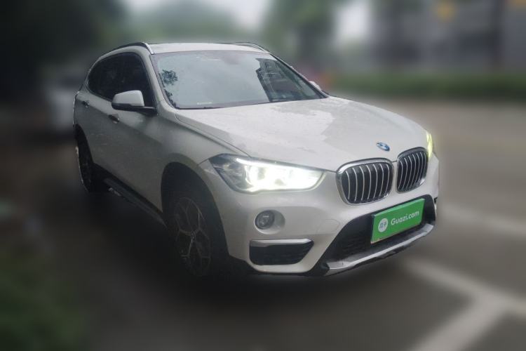 Used BMW X1 2016 sDrive18Li Luxury Model Front Right 45 Deg