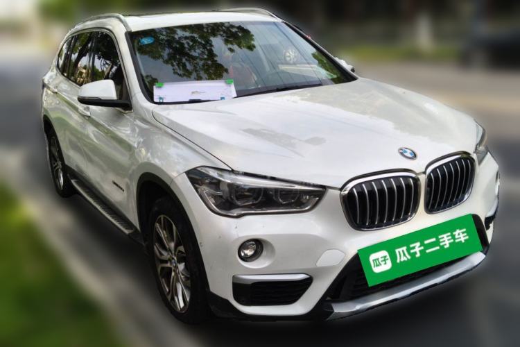 Used BMW X1 2016 sDrive20Li Luxury Model Front Right 45 Deg
