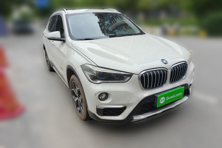 Used BMW X1 2016 sDrive18Li Luxury Model Front Right 45 Deg