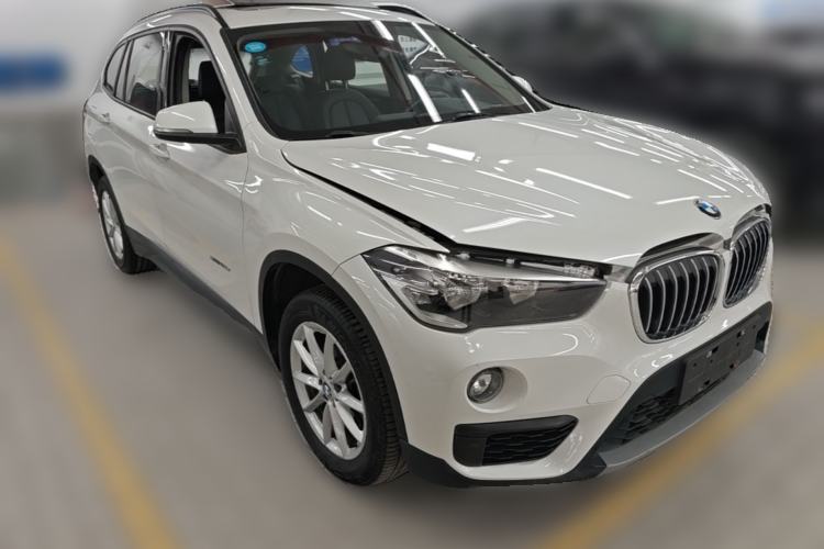 Used BMW X1 2016 sDrive18Li Fashion Model Front Right 45 Deg