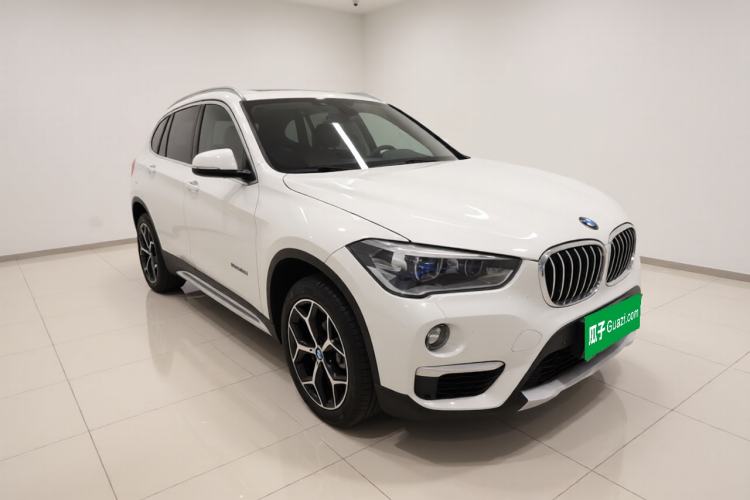 Used BMW X1 2016 sDrive20Li Luxury Model Front Right 45 Deg
