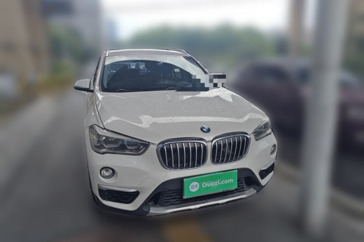 Used BMW X1 2016 xDrive20Li Luxury Model Front Right 45 Deg
