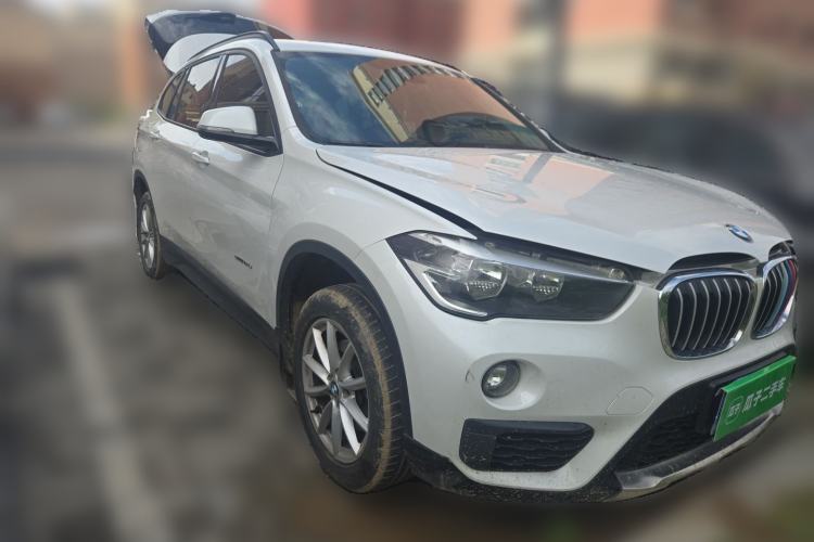 Used BMW X1 2016 sDrive18Li Fashion Model Front Right 45 Deg