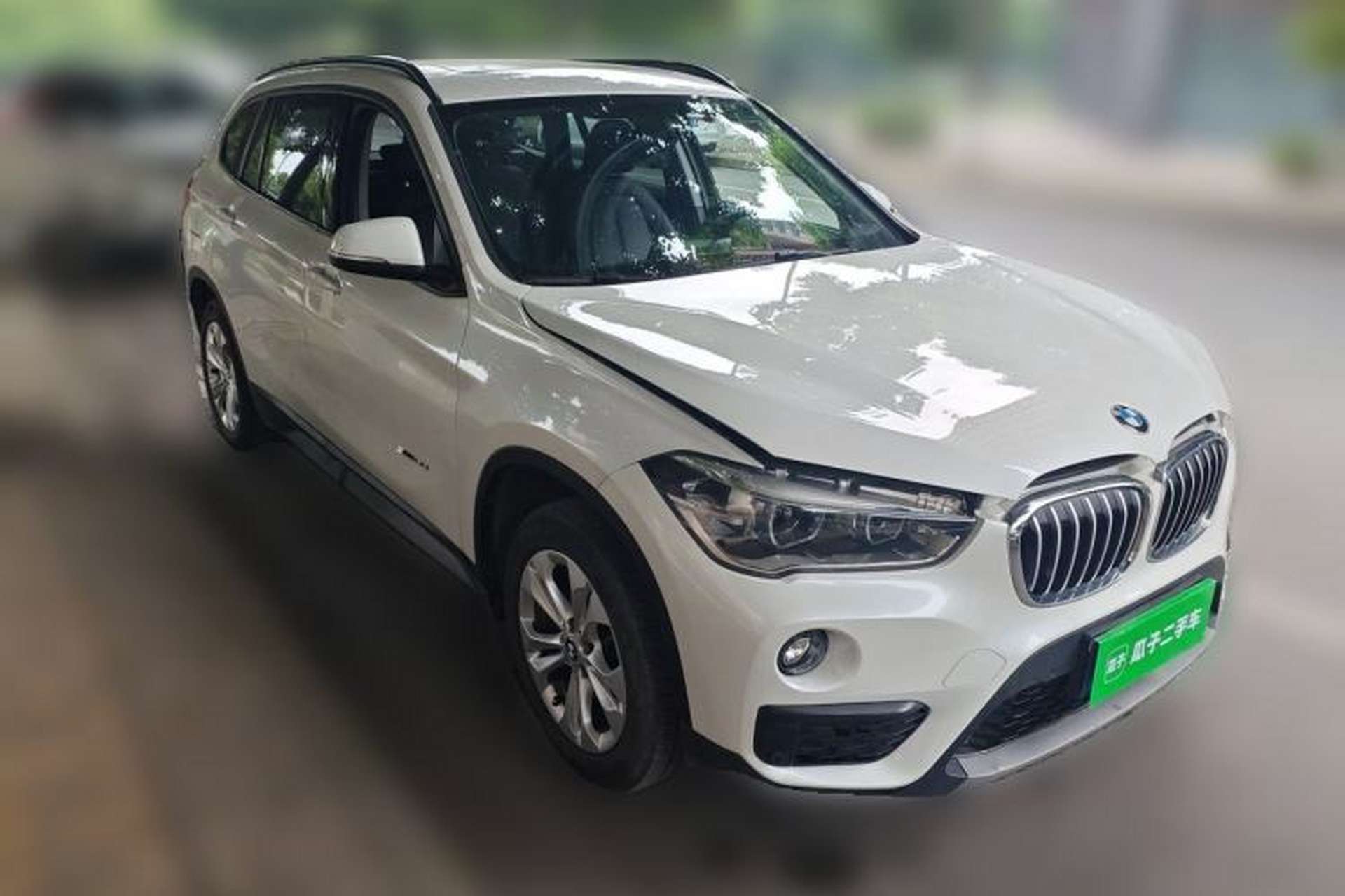 Used BMW X1 2016 sDrive18Li Premium Edition Front Right 45 Deg