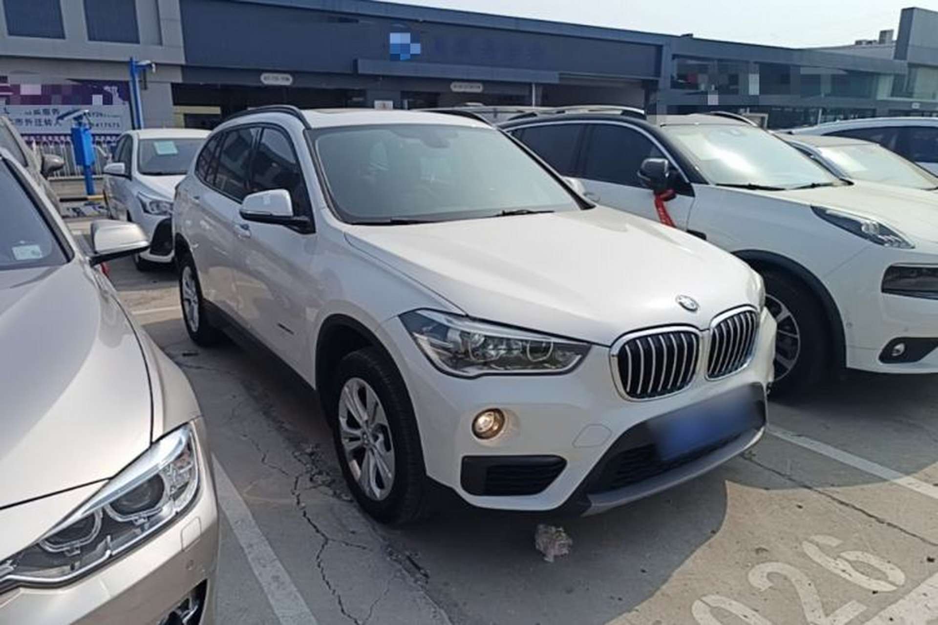 Used BMW X1 2016 sDrive18Li Premium Edition Front Right 45 Deg